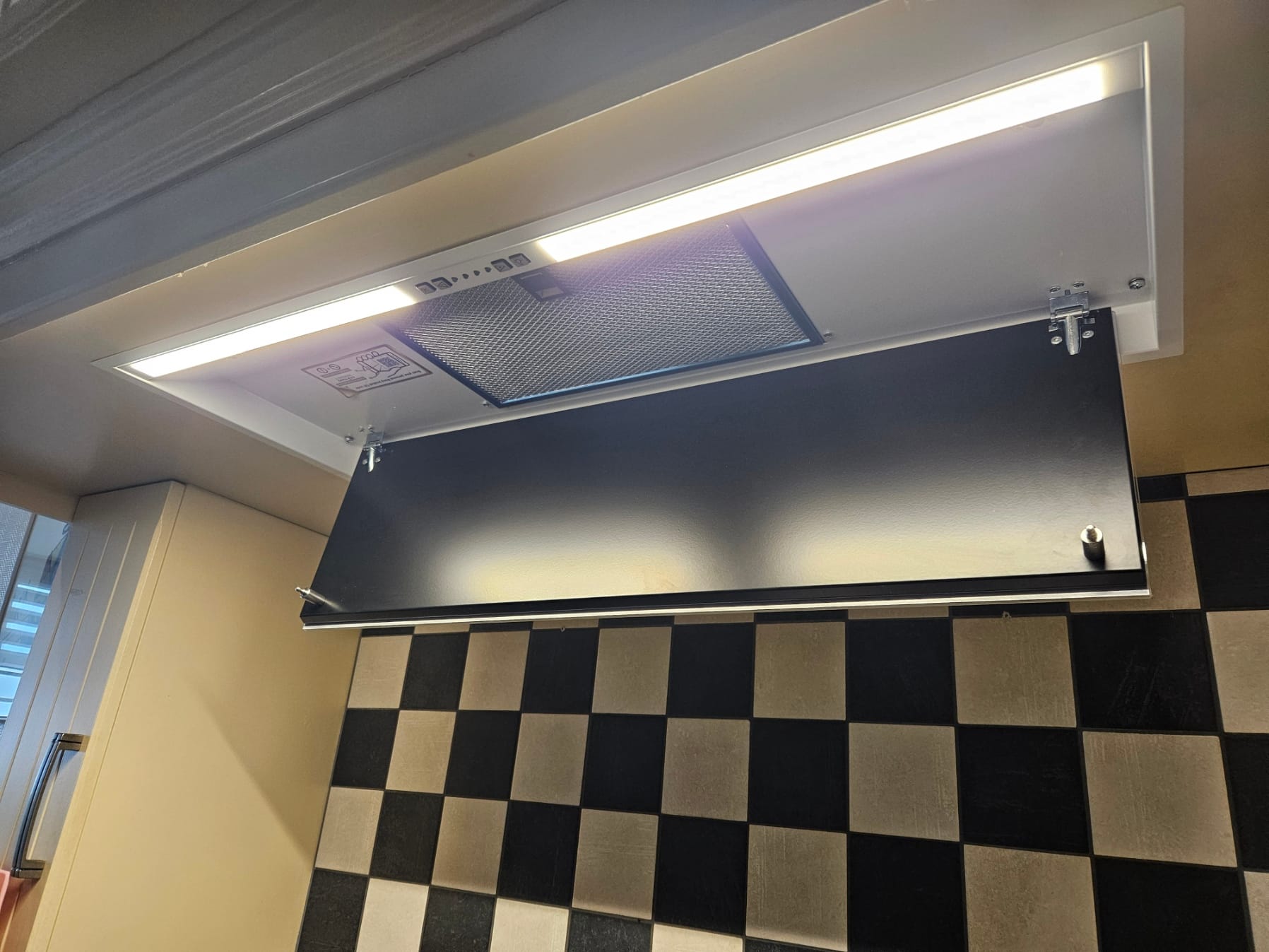 20250401_091939 Keuken voorbereiding